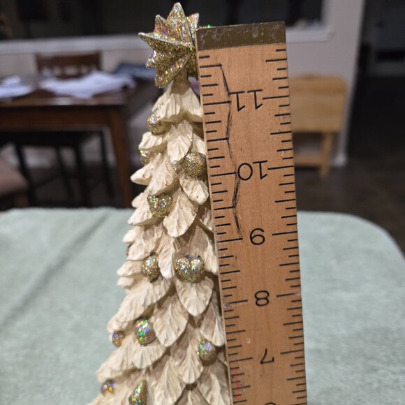 Christmas Tree table top decor - Picture 2 of 5